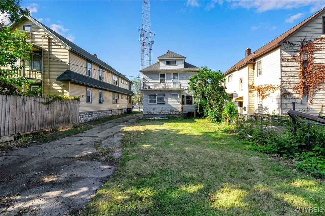 106 Lasalle Avenue, Buffalo, New York 14214, Buffalo, New York 14214, 4 Bedrooms Bedrooms, 5 Rooms Rooms,1 BathroomBathrooms,Residential,Closed,106 Lasalle Avenue, Buffalo, New York 14214,0,B1630846