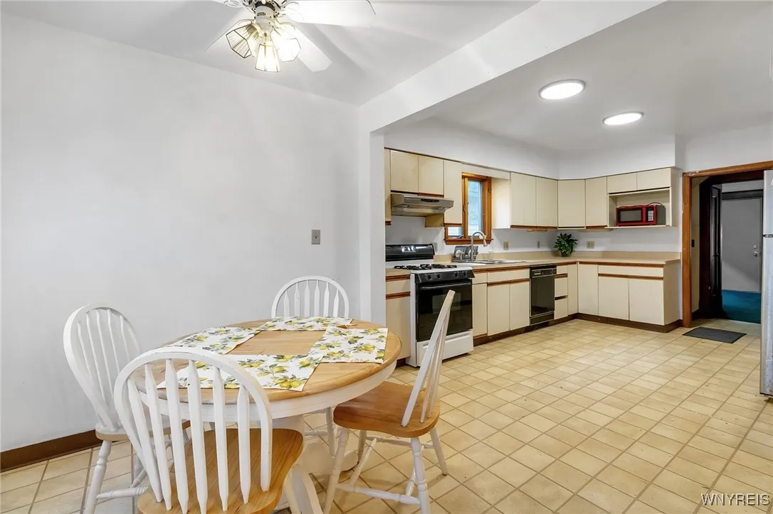 106 Lasalle Avenue, Buffalo, New York 14214, Buffalo, New York 14214, 4 Bedrooms Bedrooms, 5 Rooms Rooms,1 BathroomBathrooms,Residential,Closed,106 Lasalle Avenue, Buffalo, New York 14214,0,B1630846