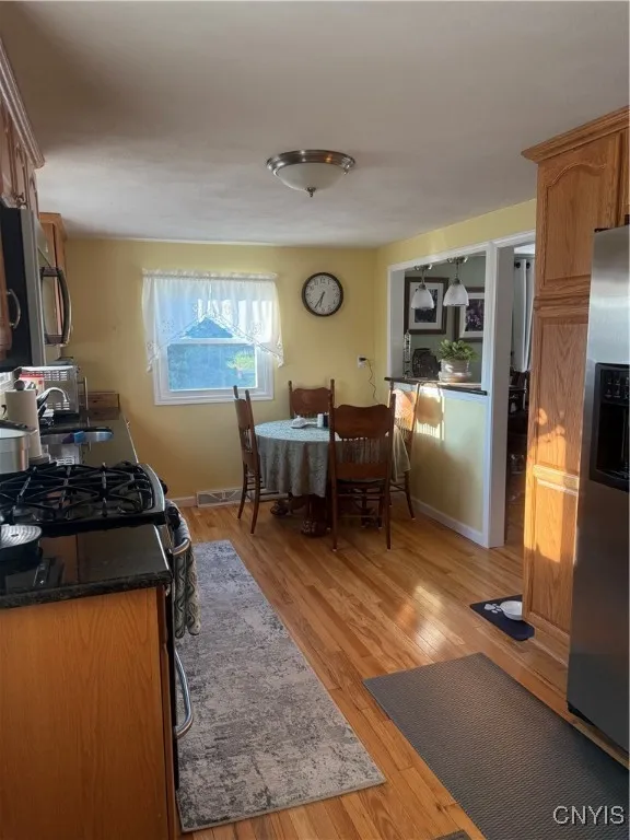 283 County Route 58, Mexico, New York 13131, Mexico, New York 13131, 3 Bedrooms Bedrooms, 7 Rooms Rooms,1 BathroomBathrooms,Residential,Closed,283 County Route 58, Mexico, New York 13131,0,S1631143