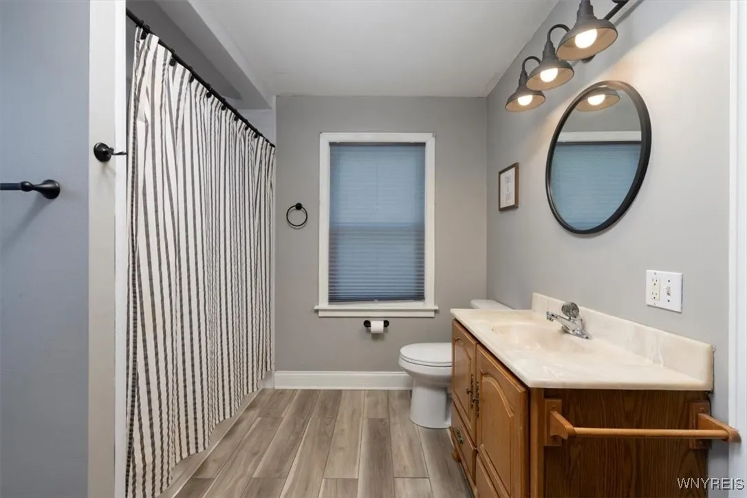 258 85th Street, Niagara Falls, New York 14304, Niagara Falls, New York 14304, 3 Bedrooms Bedrooms, 6 Rooms Rooms,1 BathroomBathrooms,Residential,Closed,258 85th Street, Niagara Falls, New York 14304,0,B1630218