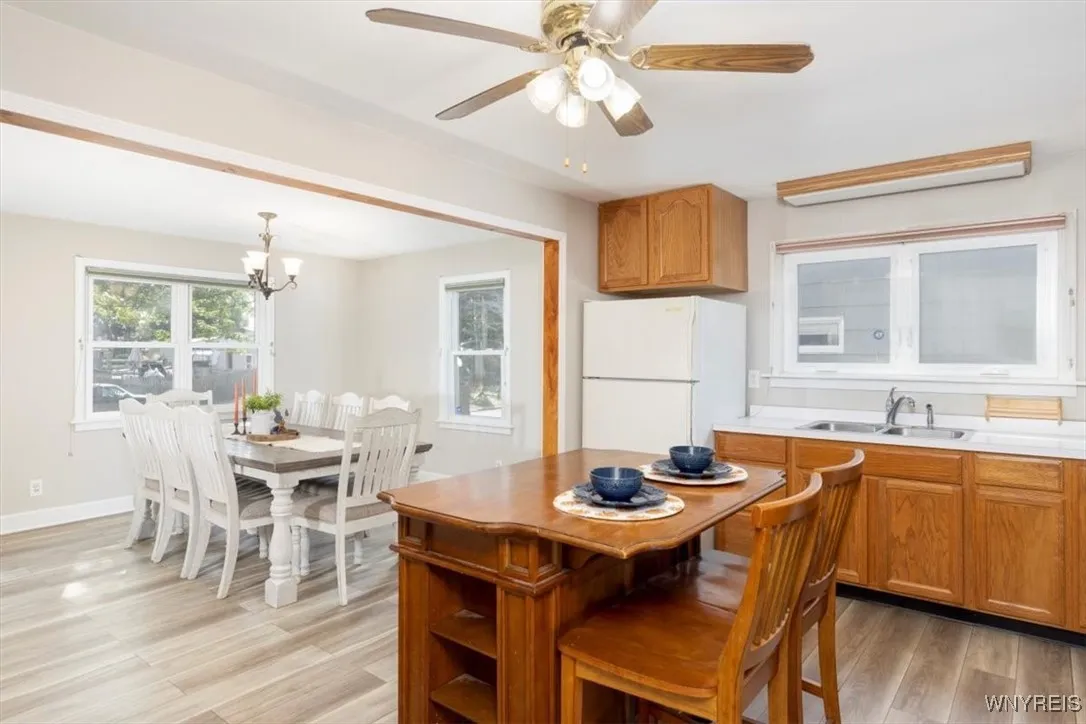 258 85th Street, Niagara Falls, New York 14304, Niagara Falls, New York 14304, 3 Bedrooms Bedrooms, 6 Rooms Rooms,1 BathroomBathrooms,Residential,Closed,258 85th Street, Niagara Falls, New York 14304,0,B1630218