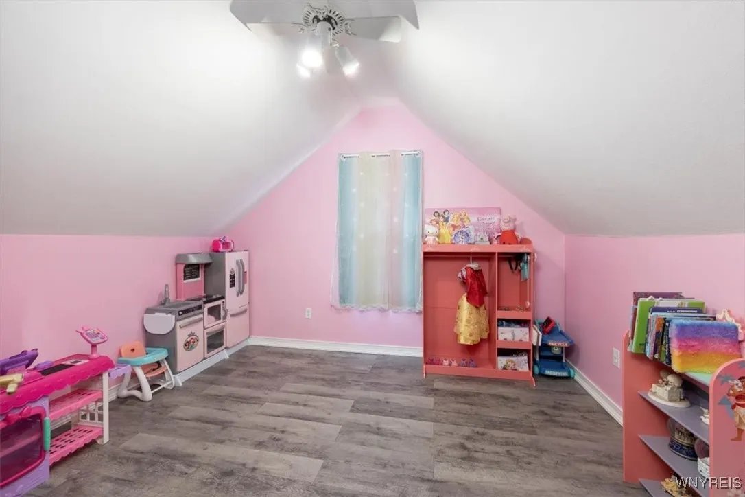 258 85th Street, Niagara Falls, New York 14304, Niagara Falls, New York 14304, 3 Bedrooms Bedrooms, 6 Rooms Rooms,1 BathroomBathrooms,Residential,Closed,258 85th Street, Niagara Falls, New York 14304,0,B1630218