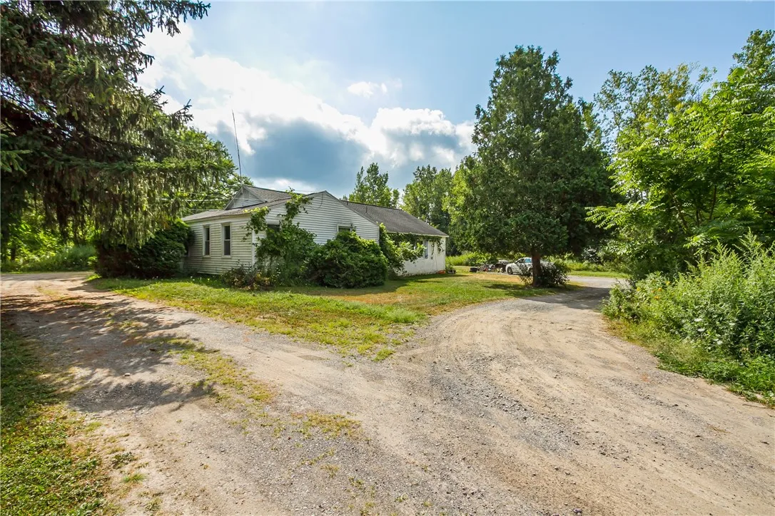 860 Peirson Avenue, Arcadia, New York 14513, Arcadia, New York 14513, 9 Bedrooms Bedrooms, ,4 BathroomsBathrooms,Residential,For Sale,860 Peirson Avenue, Arcadia, New York 14513,0,R1630836