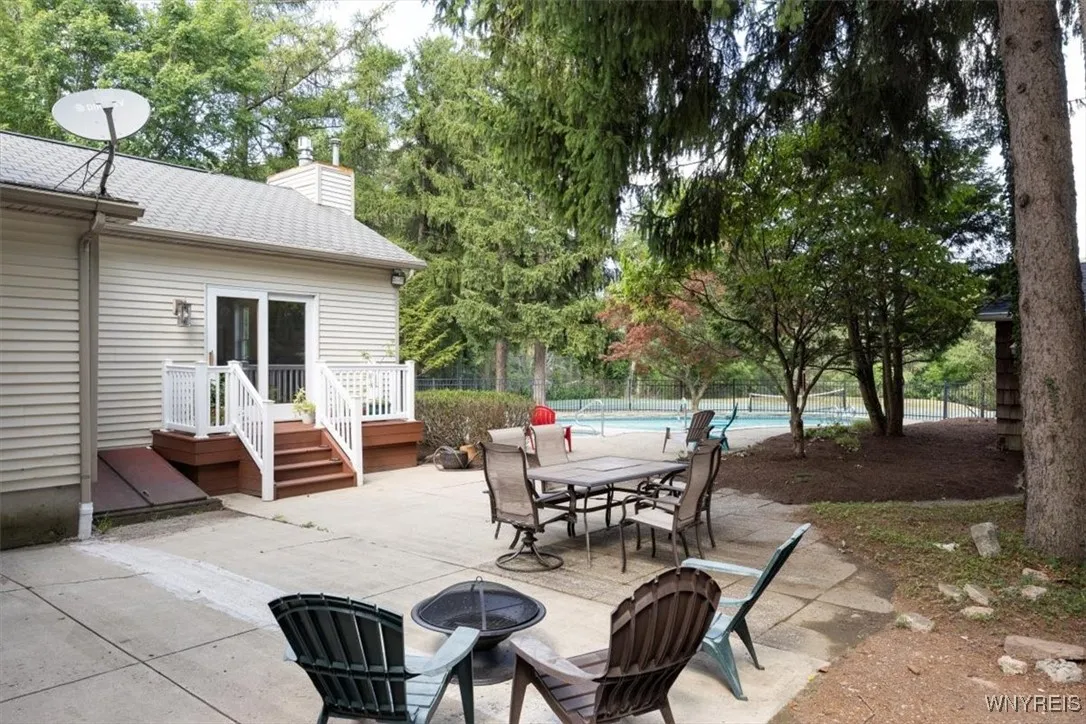 5119 Shimerville Road, Clarence, New York 14031, Clarence, New York 14031, 5 Bedrooms Bedrooms, 10 Rooms Rooms,5 BathroomsBathrooms,Residential,For Sale,5119 Shimerville Road, Clarence, New York 14031,B1631082