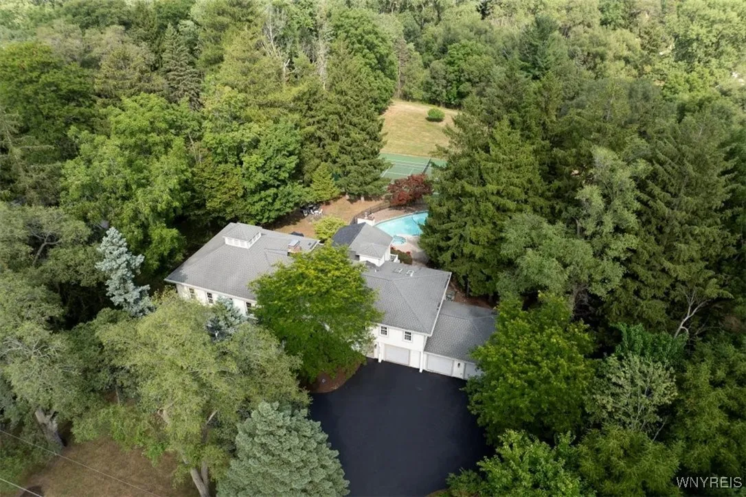 5119 Shimerville Road, Clarence, New York 14031, Clarence, New York 14031, 5 Bedrooms Bedrooms, 10 Rooms Rooms,5 BathroomsBathrooms,Residential,For Sale,5119 Shimerville Road, Clarence, New York 14031,B1631082
