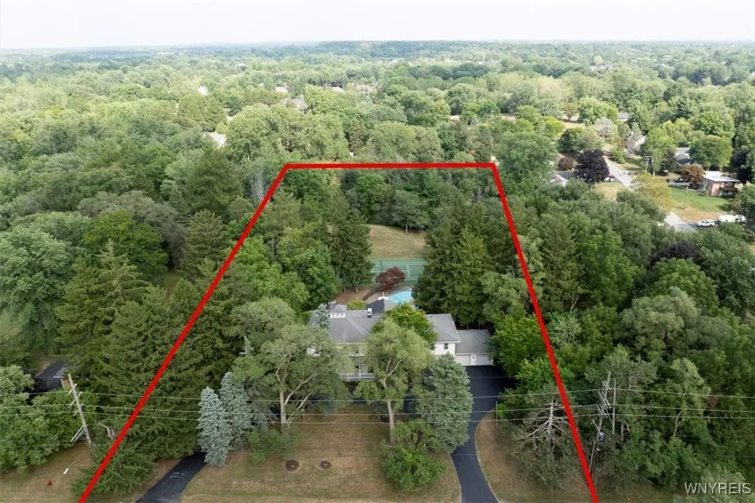 5119 Shimerville Road, Clarence, New York 14031, Clarence, New York 14031, 5 Bedrooms Bedrooms, 10 Rooms Rooms,5 BathroomsBathrooms,Residential,For Sale,5119 Shimerville Road, Clarence, New York 14031,B1631082