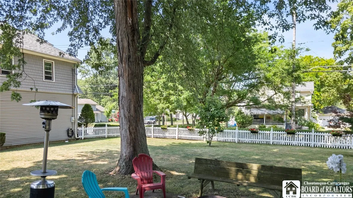 63 Newton Street, Pomfret, New York 14063, Pomfret, New York 14063, 4 Bedrooms Bedrooms, 10 Rooms Rooms,2 BathroomsBathrooms,Residential,Closed,63 Newton Street, Pomfret, New York 14063,0,R1631169