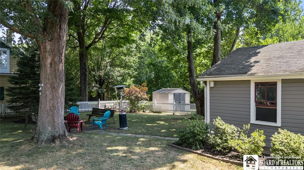 63 Newton Street, Pomfret, New York 14063, Pomfret, New York 14063, 4 Bedrooms Bedrooms, 10 Rooms Rooms,2 BathroomsBathrooms,Residential,Closed,63 Newton Street, Pomfret, New York 14063,0,R1631169