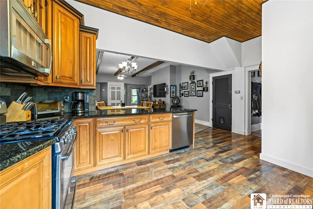 63 Newton Street, Pomfret, New York 14063, Pomfret, New York 14063, 4 Bedrooms Bedrooms, 10 Rooms Rooms,2 BathroomsBathrooms,Residential,Closed,63 Newton Street, Pomfret, New York 14063,0,R1631169