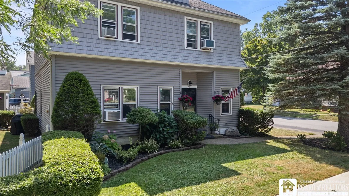 63 Newton Street, Pomfret, New York 14063, Pomfret, New York 14063, 4 Bedrooms Bedrooms, 10 Rooms Rooms,2 BathroomsBathrooms,Residential,Closed,63 Newton Street, Pomfret, New York 14063,0,R1631169