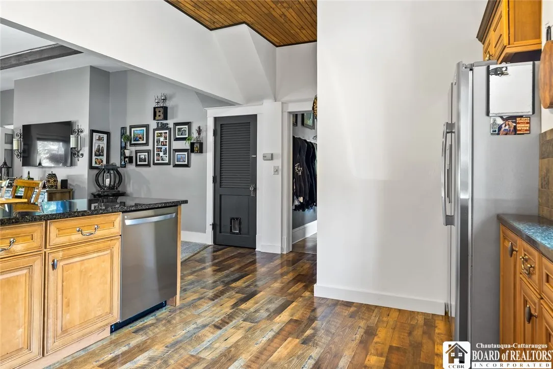 63 Newton Street, Pomfret, New York 14063, Pomfret, New York 14063, 4 Bedrooms Bedrooms, 10 Rooms Rooms,2 BathroomsBathrooms,Residential,Closed,63 Newton Street, Pomfret, New York 14063,0,R1631169