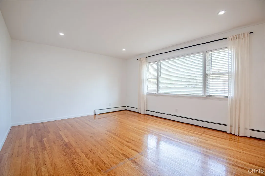 459 Elmdale Avenue, Utica, New York 13502, Utica, New York 13502, 3 Bedrooms Bedrooms, 6 Rooms Rooms,2 BathroomsBathrooms,Residential,Closed,459 Elmdale Avenue, Utica, New York 13502,0,S1631167