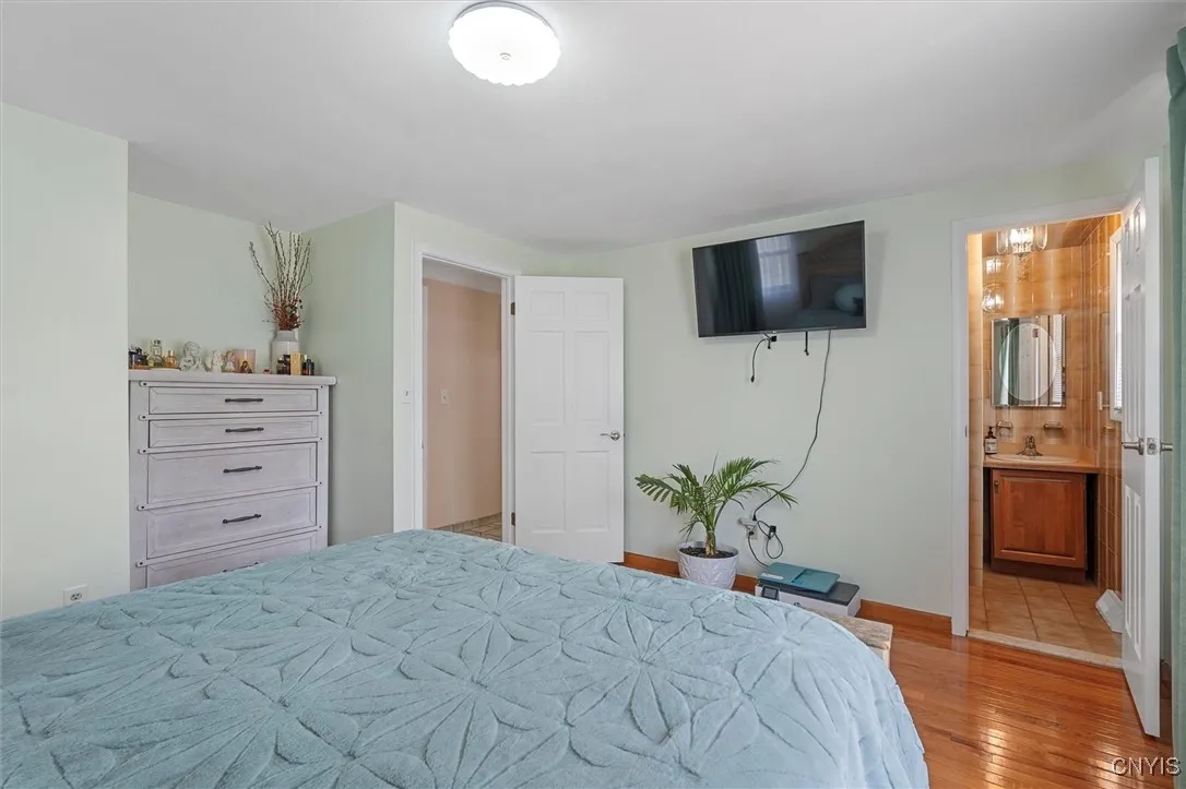 415 Kimberly Drive East, Geddes, New York 13219, Geddes, New York 13219, 5 Bedrooms Bedrooms, 11 Rooms Rooms,2 BathroomsBathrooms,Residential,Closed,415 Kimberly Drive East, Geddes, New York 13219,0,S1631181