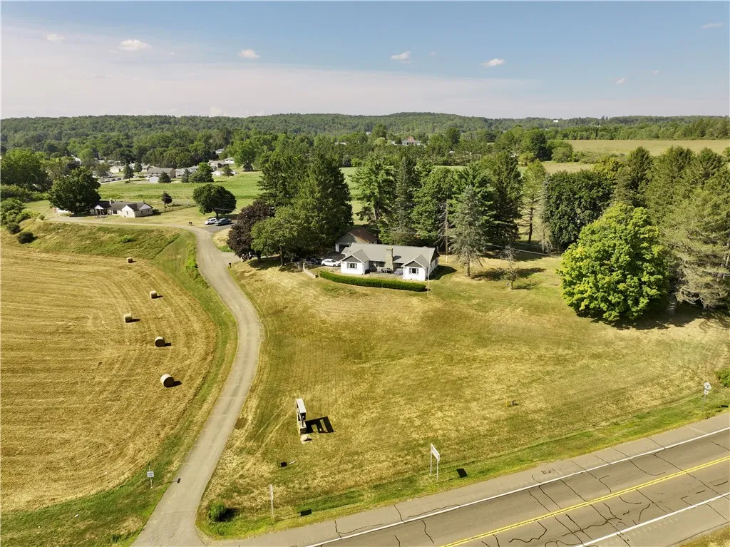 10 Fairlawn Drive, Horseheads, New York 14845, Horseheads, New York 14845, 3 Bedrooms Bedrooms, 5 Rooms Rooms,2 BathroomsBathrooms,Residential,For Sale,10 Fairlawn Drive, Horseheads, New York 14845,0,R1631231