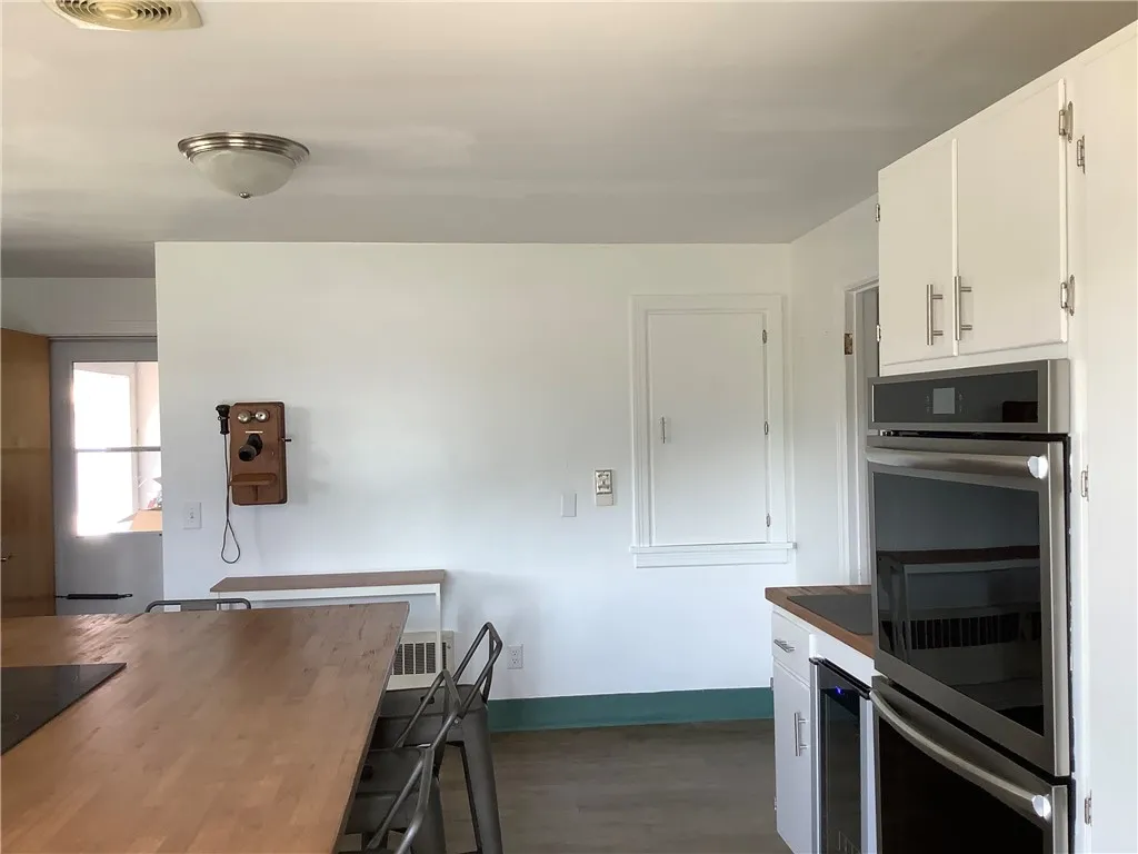 10 Fairlawn Drive, Horseheads, New York 14845, Horseheads, New York 14845, 3 Bedrooms Bedrooms, 5 Rooms Rooms,2 BathroomsBathrooms,Residential,For Sale,10 Fairlawn Drive, Horseheads, New York 14845,0,R1631231