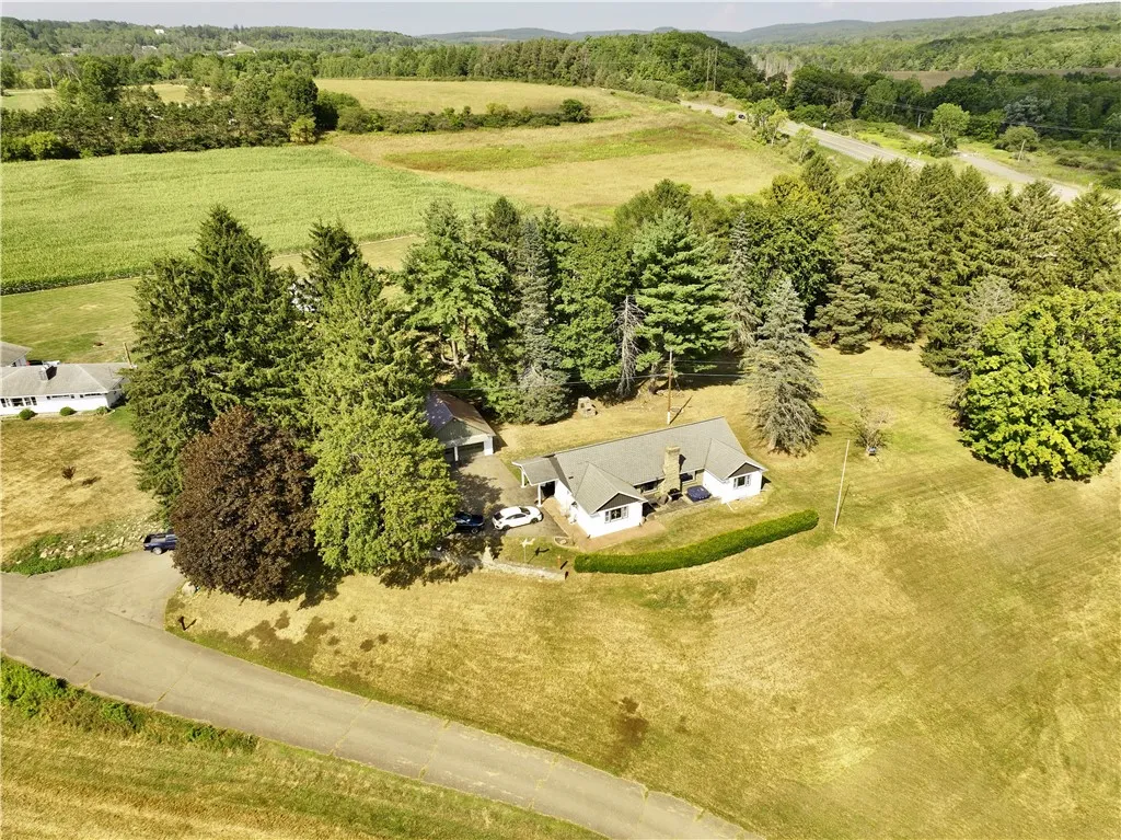 10 Fairlawn Drive, Horseheads, New York 14845, Horseheads, New York 14845, 3 Bedrooms Bedrooms, 5 Rooms Rooms,2 BathroomsBathrooms,Residential,For Sale,10 Fairlawn Drive, Horseheads, New York 14845,0,R1631231