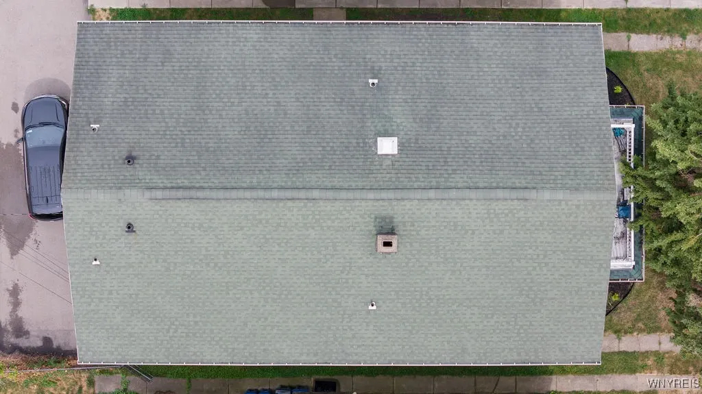ROOF 1701-1703