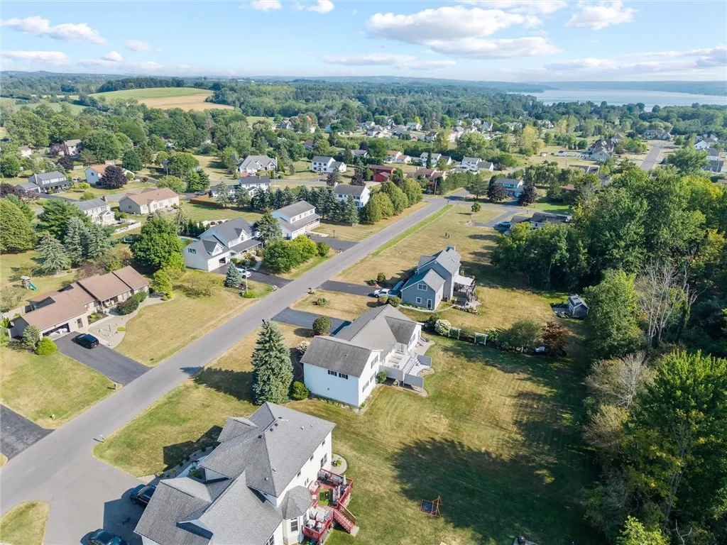 3 Meadow Lane, Owasco, New York 13021, Owasco, New York 13021, 4 Bedrooms Bedrooms, 7 Rooms Rooms,3 BathroomsBathrooms,Residential,Closed,3 Meadow Lane, Owasco, New York 13021,0,R1627726