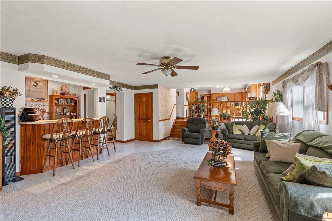 3 Meadow Lane, Owasco, New York 13021, Owasco, New York 13021, 4 Bedrooms Bedrooms, 7 Rooms Rooms,3 BathroomsBathrooms,Residential,Closed,3 Meadow Lane, Owasco, New York 13021,0,R1627726
