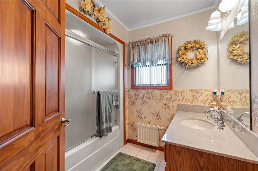 3 Meadow Lane, Owasco, New York 13021, Owasco, New York 13021, 4 Bedrooms Bedrooms, 7 Rooms Rooms,3 BathroomsBathrooms,Residential,Closed,3 Meadow Lane, Owasco, New York 13021,0,R1627726