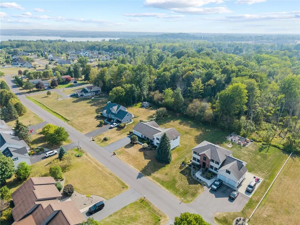 3 Meadow Lane, Owasco, New York 13021, Owasco, New York 13021, 4 Bedrooms Bedrooms, 7 Rooms Rooms,3 BathroomsBathrooms,Residential,Closed,3 Meadow Lane, Owasco, New York 13021,0,R1627726