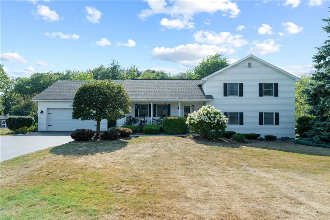 3 Meadow Lane, Owasco, New York 13021, Owasco, New York 13021, 4 Bedrooms Bedrooms, 7 Rooms Rooms,3 BathroomsBathrooms,Residential,Closed,3 Meadow Lane, Owasco, New York 13021,0,R1627726
