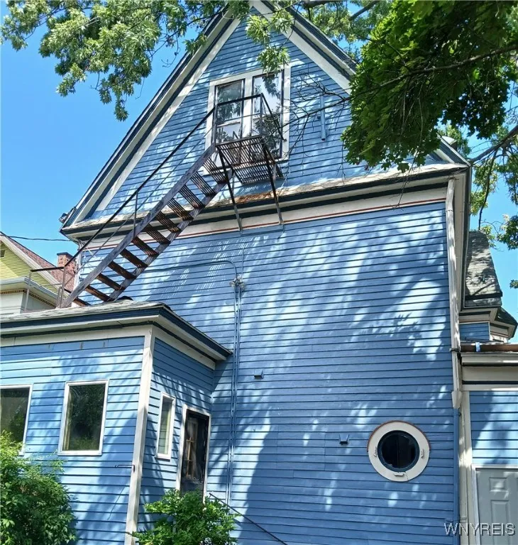 638 West Ferry Circle W, Buffalo, New York 14222, Buffalo, New York 14222, 7 Bedrooms Bedrooms, 17 Rooms Rooms,3 BathroomsBathrooms,Residential,For Sale,638 West Ferry Circle W, Buffalo, New York 14222,0,B1631023