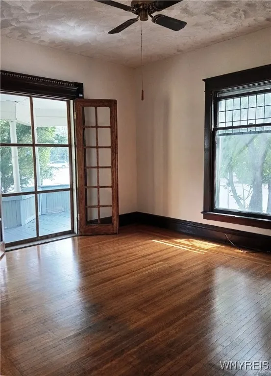 638 West Ferry Circle W, Buffalo, New York 14222, Buffalo, New York 14222, 7 Bedrooms Bedrooms, 17 Rooms Rooms,3 BathroomsBathrooms,Residential,For Sale,638 West Ferry Circle W, Buffalo, New York 14222,0,B1631023