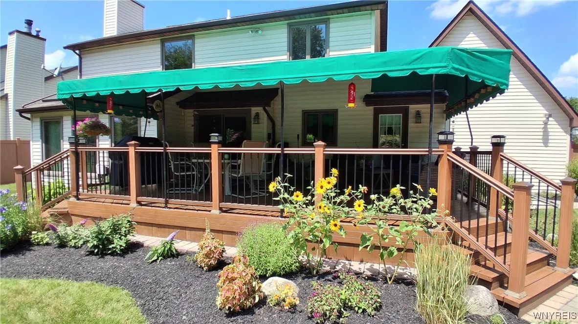 891 Carter Creek Drive, Grand Island, New York 140, Grand Island, New York 14072, 3 Bedrooms Bedrooms, 8 Rooms Rooms,2 BathroomsBathrooms,Residential,For Sale,891 Carter Creek Drive, Grand Island, New York 140,B1630640