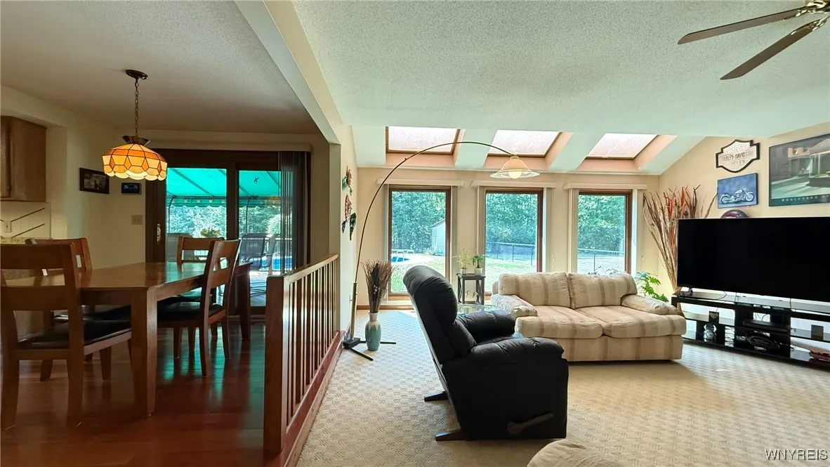 891 Carter Creek Drive, Grand Island, New York 140, Grand Island, New York 14072, 3 Bedrooms Bedrooms, 8 Rooms Rooms,2 BathroomsBathrooms,Residential,For Sale,891 Carter Creek Drive, Grand Island, New York 140,B1630640