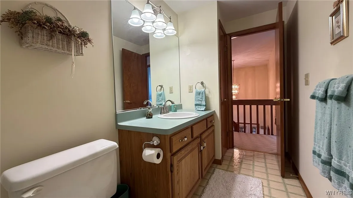891 Carter Creek Drive, Grand Island, New York 140, Grand Island, New York 14072, 3 Bedrooms Bedrooms, 8 Rooms Rooms,2 BathroomsBathrooms,Residential,For Sale,891 Carter Creek Drive, Grand Island, New York 140,B1630640