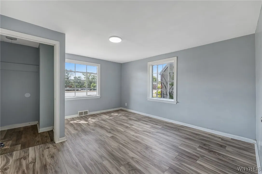 4289 Union Road, Cheektowaga, New York 14225, Cheektowaga, New York 14225, 7 Bedrooms Bedrooms, 9 Rooms Rooms,3 BathroomsBathrooms,Residential,For Sale,4289 Union Road, Cheektowaga, New York 14225,0,B1631187