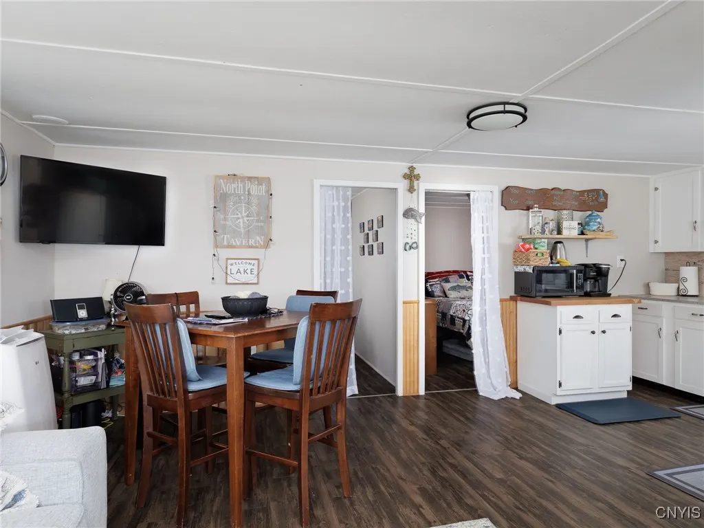 2202 Humphrey Lane, Cape Vincent, New York 13618, Cape Vincent, New York 13618, 2 Bedrooms Bedrooms, 4 Rooms Rooms,1 BathroomBathrooms,Residential,Closed,2202 Humphrey Lane, Cape Vincent, New York 13618,0,S1631265