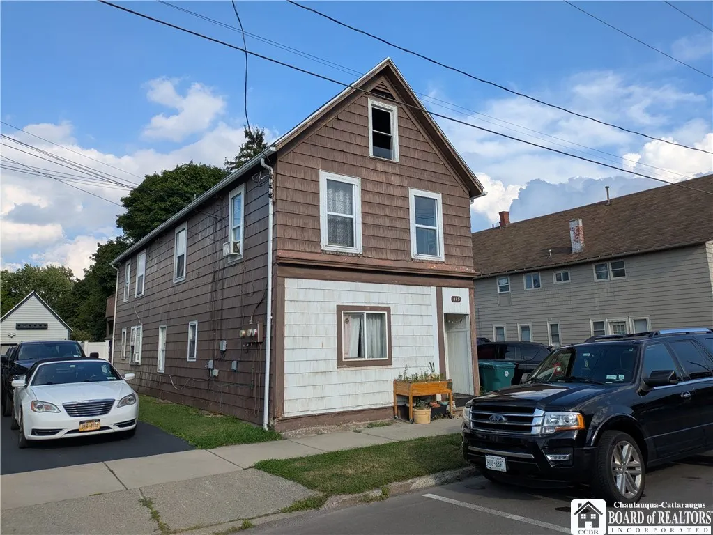 415 Oliver Street, North Tonawanda, New York 14120, North Tonawanda, New York 14120, 6 Bedrooms Bedrooms, ,3 BathroomsBathrooms,Residential,For Sale,415 Oliver Street, North Tonawanda, New York 14120,R1628869