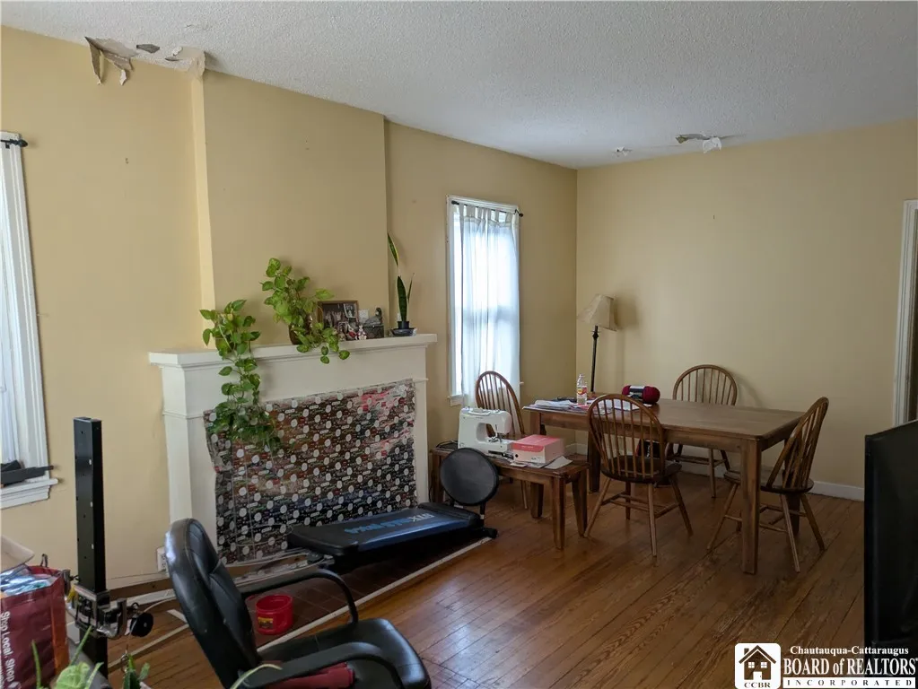 114 Keil Street, North Tonawanda, New York 14120, North Tonawanda, New York 14120, 7 Bedrooms Bedrooms, ,3 BathroomsBathrooms,Residential,For Sale,114 Keil Street, North Tonawanda, New York 14120,R1628871