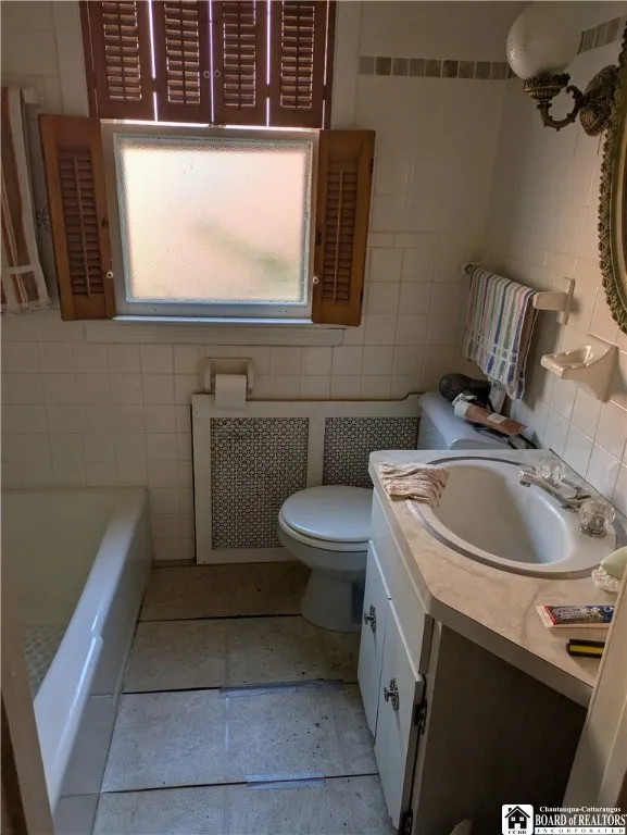 114 Keil Street, North Tonawanda, New York 14120, North Tonawanda, New York 14120, 7 Bedrooms Bedrooms, ,3 BathroomsBathrooms,Residential,For Sale,114 Keil Street, North Tonawanda, New York 14120,R1628871