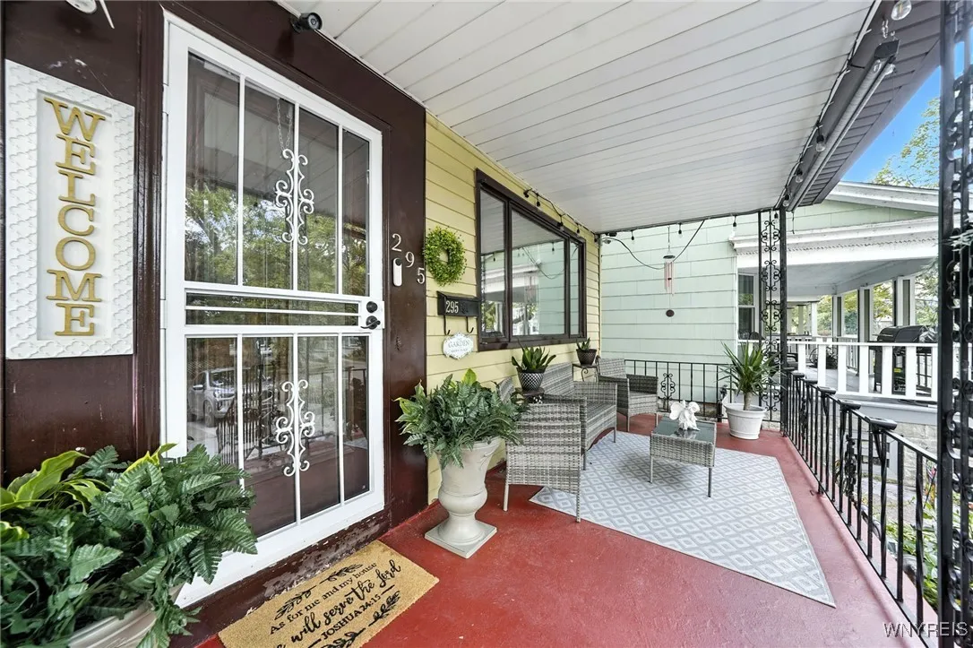 295 Hoyt Street, Buffalo, New York 14213, Buffalo, New York 14213, 4 Bedrooms Bedrooms, 9 Rooms Rooms,1 BathroomBathrooms,Residential,For Sale,295 Hoyt Street, Buffalo, New York 14213,B1631286