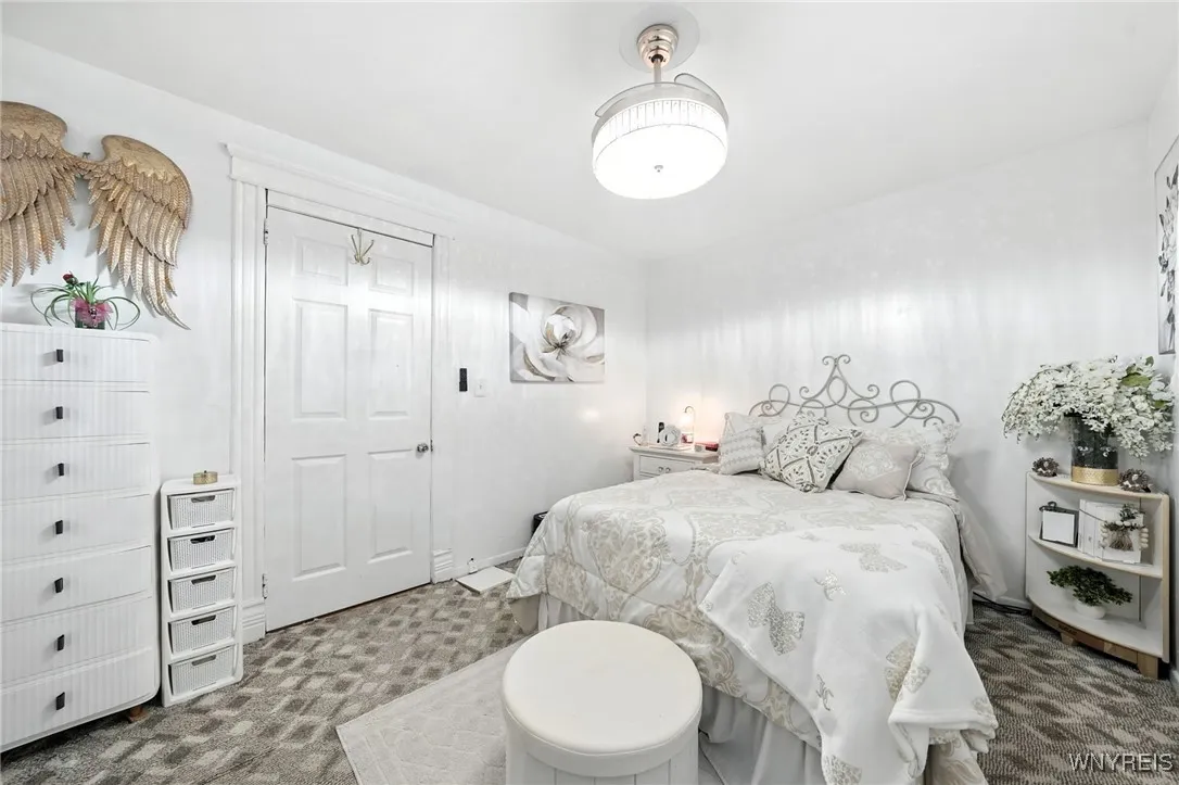 295 Hoyt Street, Buffalo, New York 14213, Buffalo, New York 14213, 4 Bedrooms Bedrooms, 9 Rooms Rooms,1 BathroomBathrooms,Residential,For Sale,295 Hoyt Street, Buffalo, New York 14213,B1631286