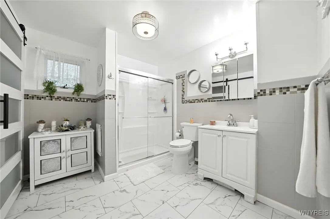 295 Hoyt Street, Buffalo, New York 14213, Buffalo, New York 14213, 4 Bedrooms Bedrooms, 9 Rooms Rooms,1 BathroomBathrooms,Residential,For Sale,295 Hoyt Street, Buffalo, New York 14213,B1631286