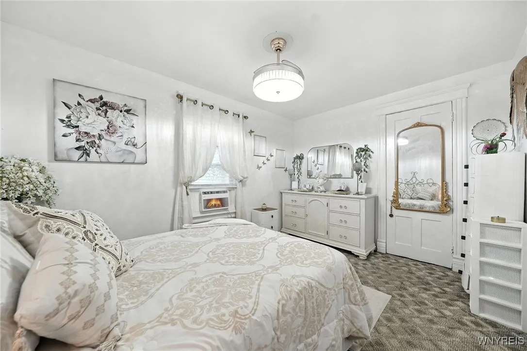 295 Hoyt Street, Buffalo, New York 14213, Buffalo, New York 14213, 4 Bedrooms Bedrooms, 9 Rooms Rooms,1 BathroomBathrooms,Residential,For Sale,295 Hoyt Street, Buffalo, New York 14213,B1631286