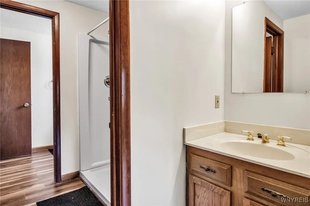 70 Little Robin Road, Amherst, New York 14228, Amherst, New York 14228, 3 Bedrooms Bedrooms, 7 Rooms Rooms,2 BathroomsBathrooms,Residential,For Sale,70 Little Robin Road, Amherst, New York 14228,B1628179