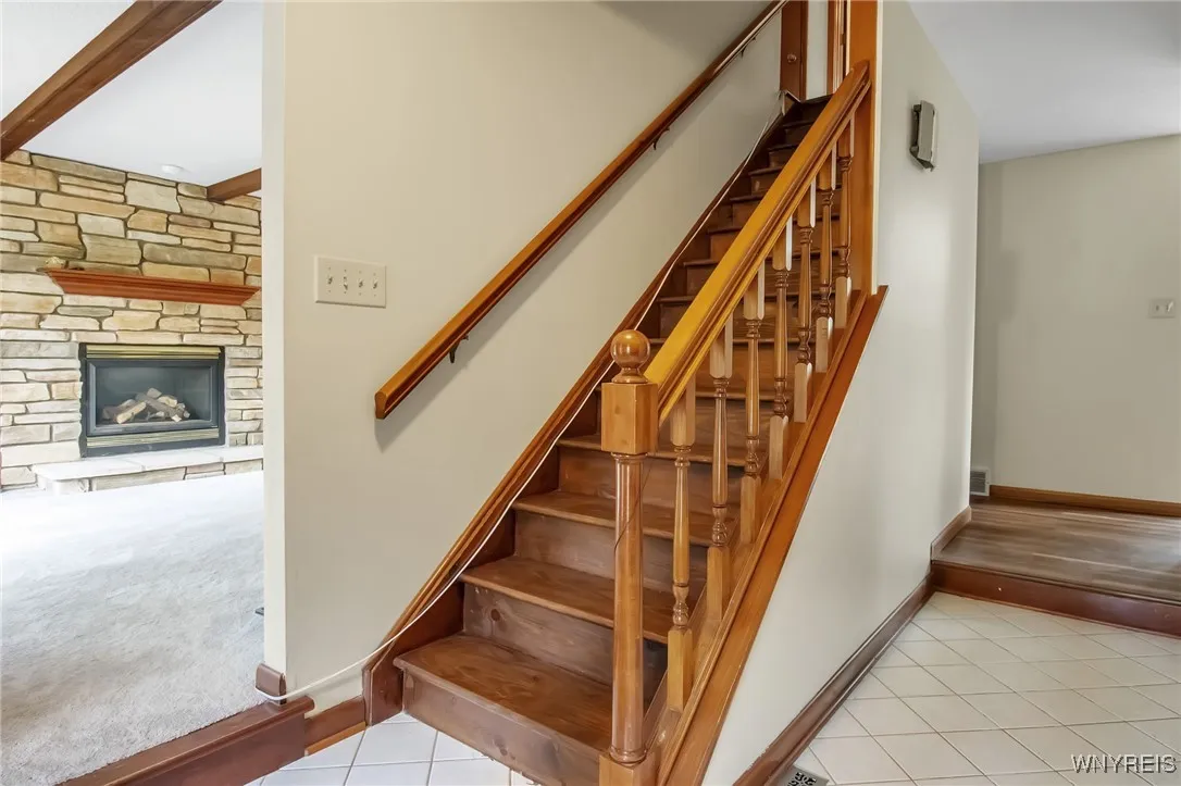 70 Little Robin Road, Amherst, New York 14228, Amherst, New York 14228, 3 Bedrooms Bedrooms, 7 Rooms Rooms,2 BathroomsBathrooms,Residential,For Sale,70 Little Robin Road, Amherst, New York 14228,B1628179