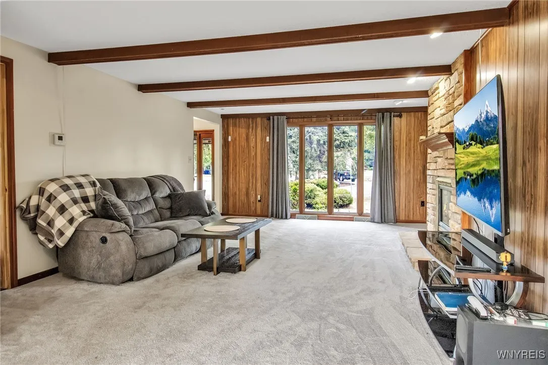 70 Little Robin Road, Amherst, New York 14228, Amherst, New York 14228, 3 Bedrooms Bedrooms, 7 Rooms Rooms,2 BathroomsBathrooms,Residential,For Sale,70 Little Robin Road, Amherst, New York 14228,B1628179