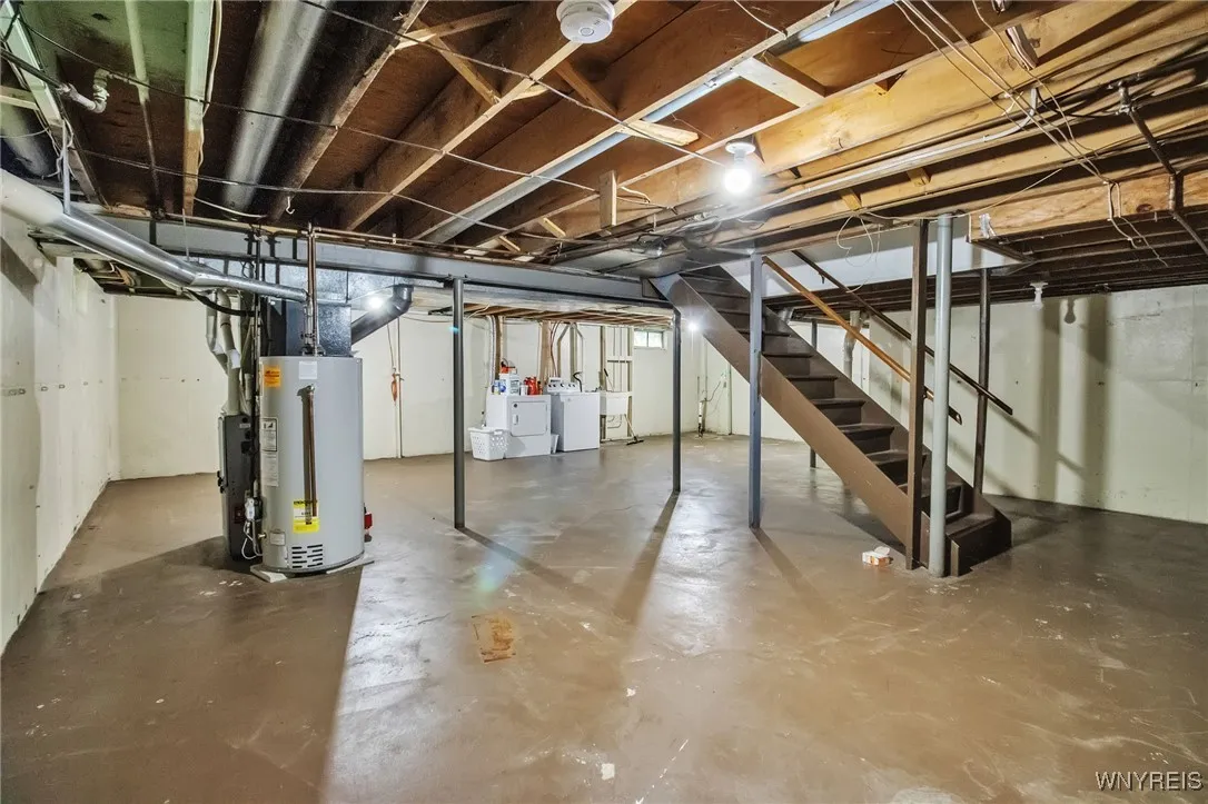 70 Little Robin Road, Amherst, New York 14228, Amherst, New York 14228, 3 Bedrooms Bedrooms, 7 Rooms Rooms,2 BathroomsBathrooms,Residential,For Sale,70 Little Robin Road, Amherst, New York 14228,B1628179
