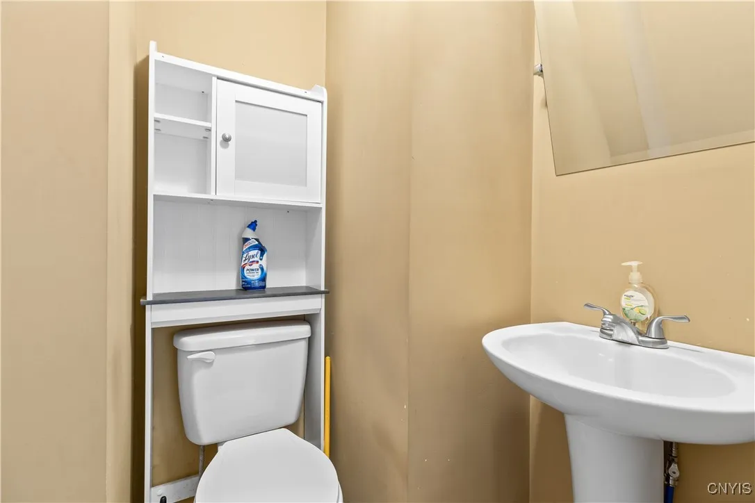 34 Woodside Avenue, Little Falls City, New York 13, Little Falls City, New York 13365, 3 Bedrooms Bedrooms, 6 Rooms Rooms,1 BathroomBathrooms,Residential,Closed,34 Woodside Avenue, Little Falls City, New York 13,0,S1629791