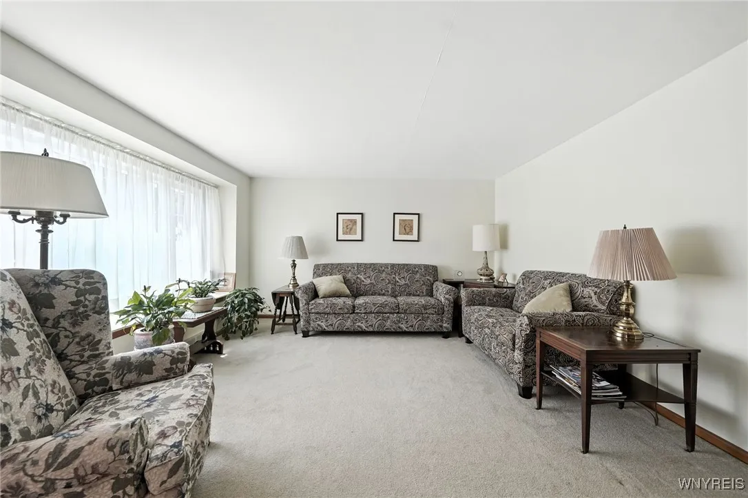 93 Brinton Street, Buffalo, New York 14214, Buffalo, New York 14214, 3 Bedrooms Bedrooms, 6 Rooms Rooms,1 BathroomBathrooms,Residential,For Sale,93 Brinton Street, Buffalo, New York 14214,B1631290