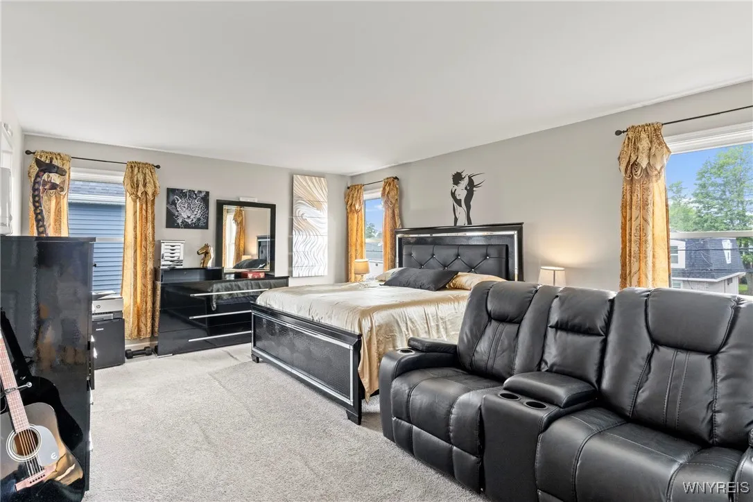 148 Rachel Vincent Way, Buffalo, New York 14216, Buffalo, New York 14216, 3 Bedrooms Bedrooms, 8 Rooms Rooms,2 BathroomsBathrooms,Residential,For Sale,148 Rachel Vincent Way, Buffalo, New York 14216,0,B1631294