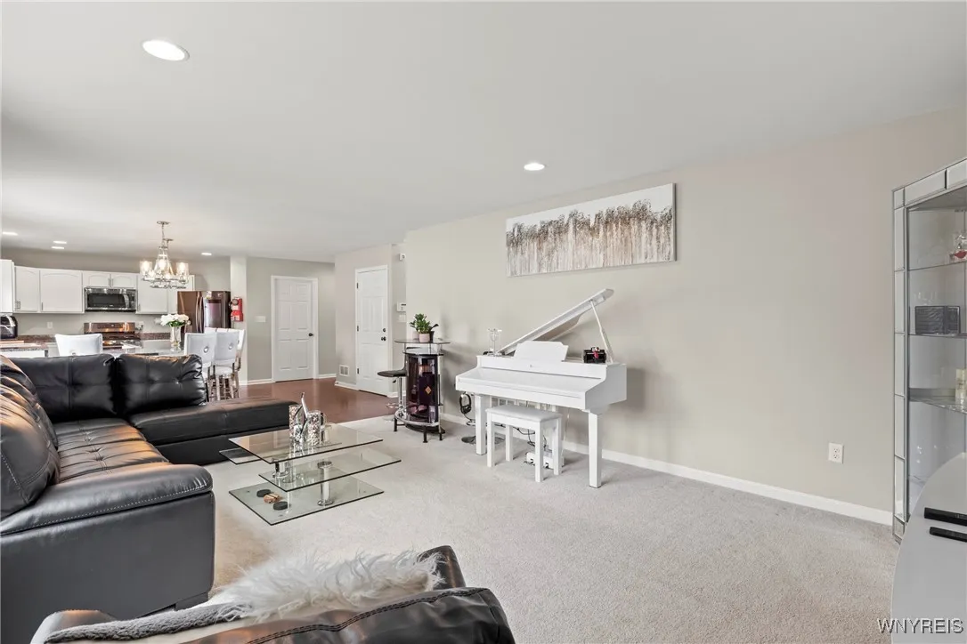 148 Rachel Vincent Way, Buffalo, New York 14216, Buffalo, New York 14216, 3 Bedrooms Bedrooms, 8 Rooms Rooms,2 BathroomsBathrooms,Residential,For Sale,148 Rachel Vincent Way, Buffalo, New York 14216,0,B1631294