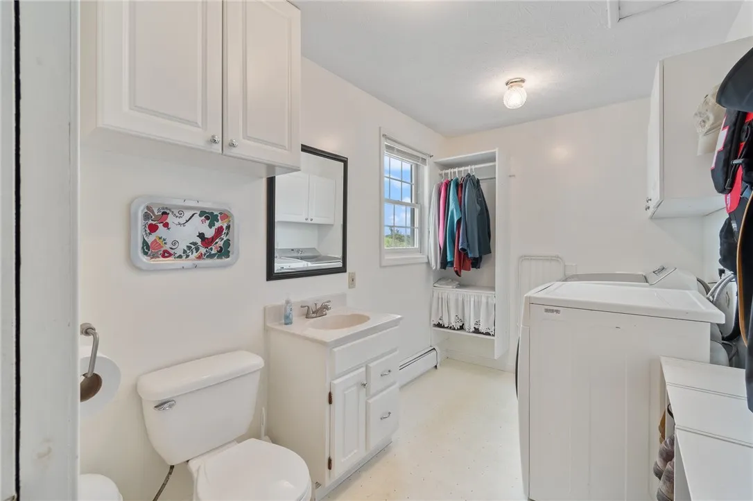 2569 Wheeler Station Road, East Bloomfield, New Yo, East Bloomfield, New York 14469, 4 Bedrooms Bedrooms, 9 Rooms Rooms,3 BathroomsBathrooms,Residential,Closed,2569 Wheeler Station Road, East Bloomfield, New Yo,0,R1622712