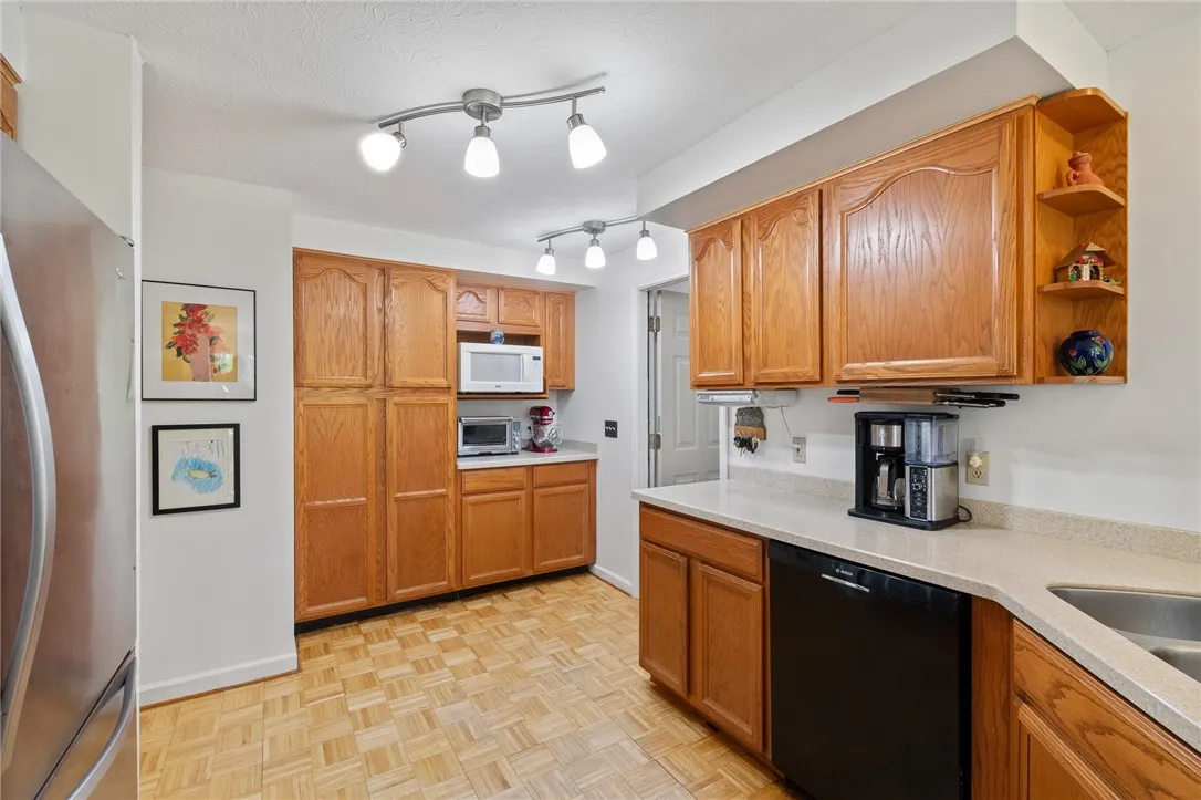 2569 Wheeler Station Road, East Bloomfield, New Yo, East Bloomfield, New York 14469, 4 Bedrooms Bedrooms, 9 Rooms Rooms,3 BathroomsBathrooms,Residential,Closed,2569 Wheeler Station Road, East Bloomfield, New Yo,0,R1622712